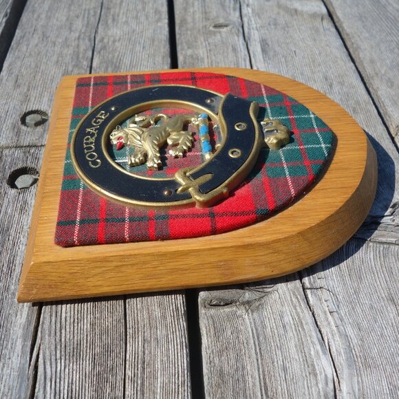 Vintage Scottish Clan Courage Cumming Crest Wall Plaque 100% Scottish - Picture 3 of 16